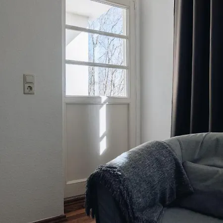 Petite